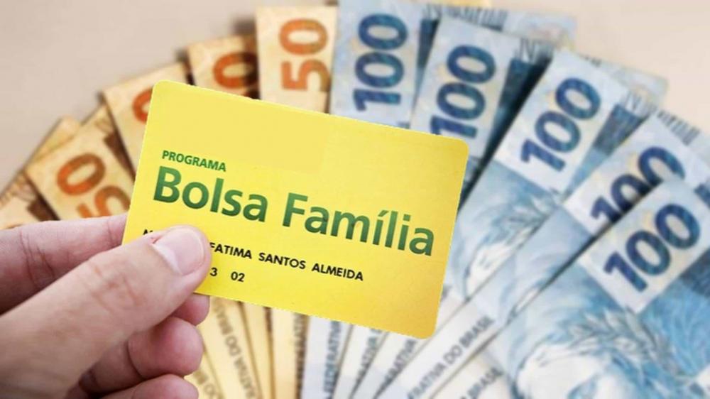 Caixa paga novo Bolsa Família a beneficiários com NIS de final 4