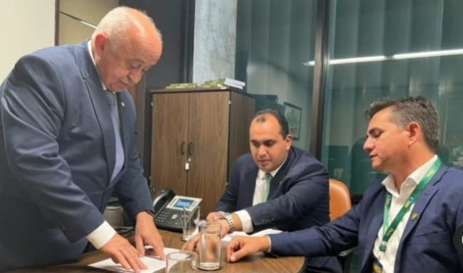 Prefeito anuncia conquista de uma patrulha mecanizada para Jatobá do Piauí