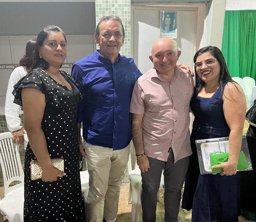 Escola de enfermagem em Altos realiza formatura e abre vagas para novas turmas 