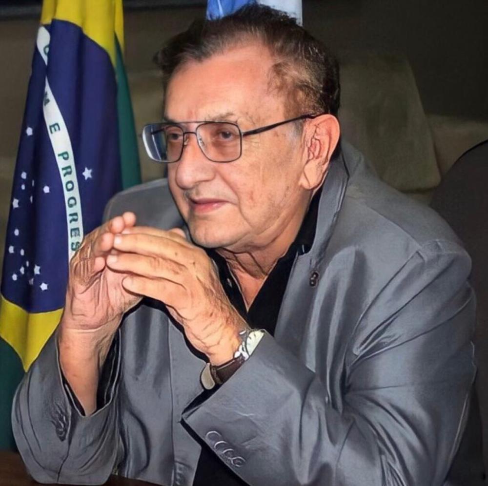 Em entrevista à imprensa, Mão Santa faz balanço de sua gestão municipal e deixa mensagem a população de Parnaíba