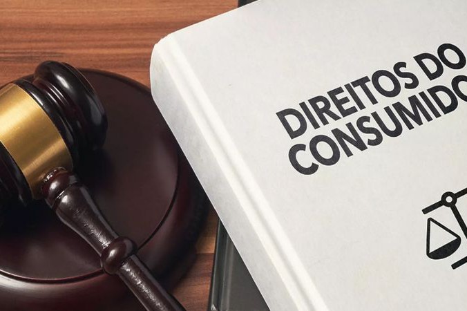 Projeto autoriza consumidor a comprar produto sem preço à mostra por valor de similar próximo