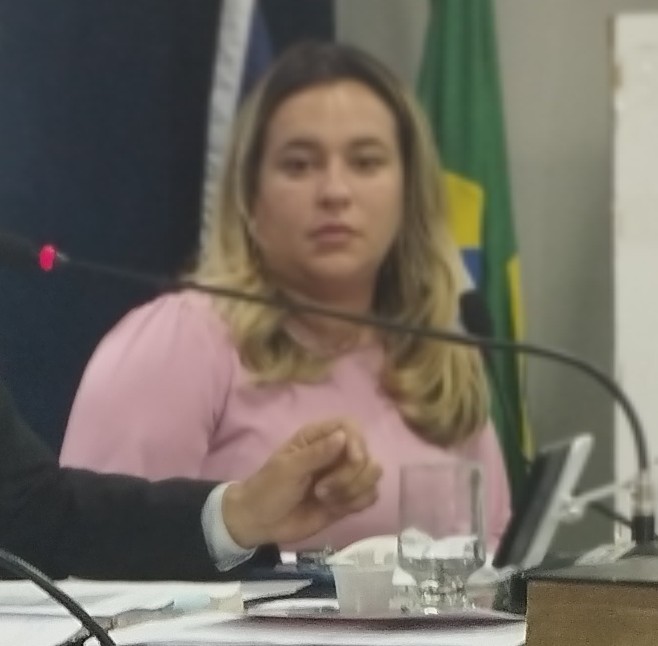 Multidão celebra novena de pré festejos na casa do prefeito Maxwell da Mariinha, em Altos piaui.