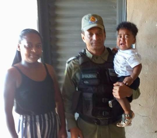 Sargento da Polícia Militar  socorre e salva bebê engasgado no interior do Piauí