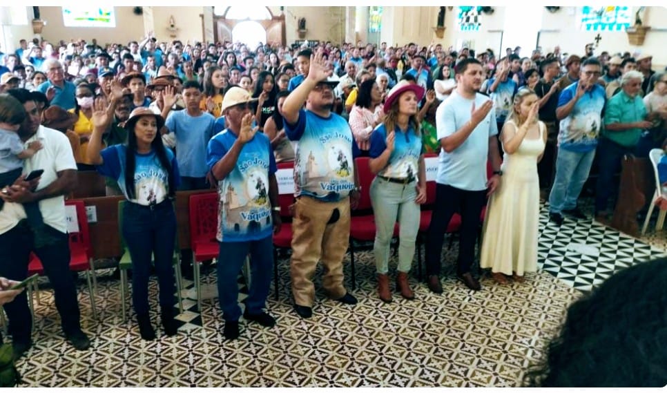 Paróquia de São José em Altos festeja o dia do vaqueiro; o evento contou com o apoio do prefeito Maxwell da Maríinha, vereadora Andréia Amaral, entre outras autoridades