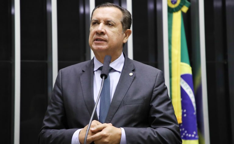 Projeto prevê pagamento de motorista de aplicativo com base em distância percorrida