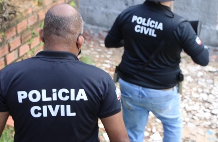 Filho assassina mãe e corta mão para poder sacar dinheiro 