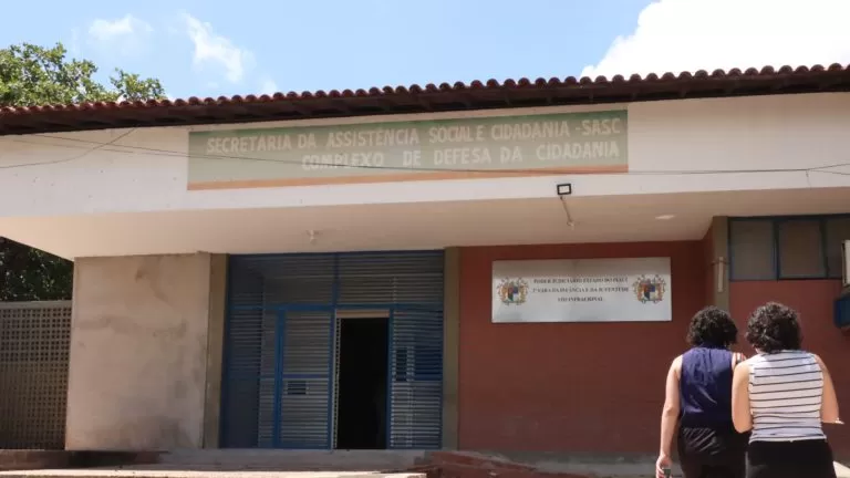 Após atuação do MPPI, Justiça determina que Estado e SASC sanem irregularidades na Delegacia de Proteção à Criança e ao Adolescente