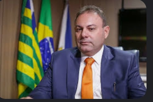 Deputado passa mal e é internado as pressas em Teresina.