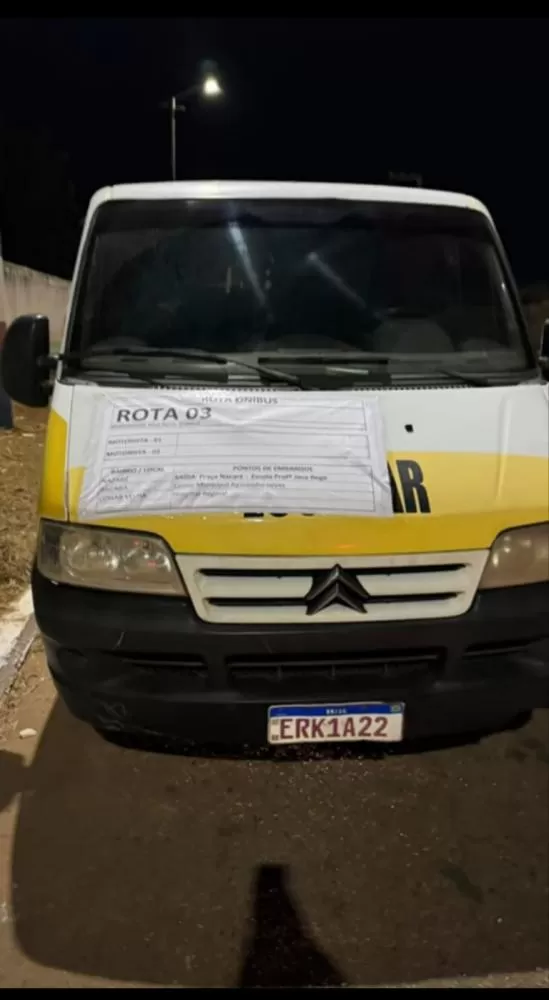 Denúncia: Em Balsas no Maranhão, prefeito usa ônibus escolares em ato político 