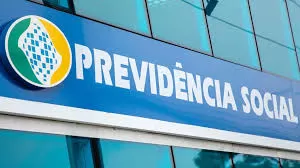 Revisão do INSS: 45 mil benefícios analisados já foram cancelados, diz ministro Lupi