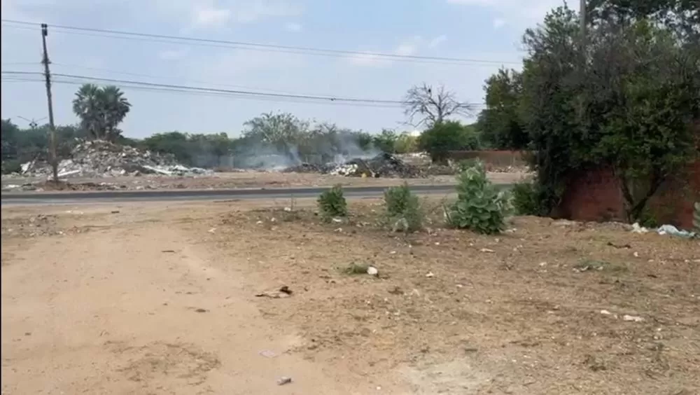 Lixão no Parque Lagoas do Norte é motivo de reclamação e insatisfação de populares; projeto do local apresenta-se como praça pública