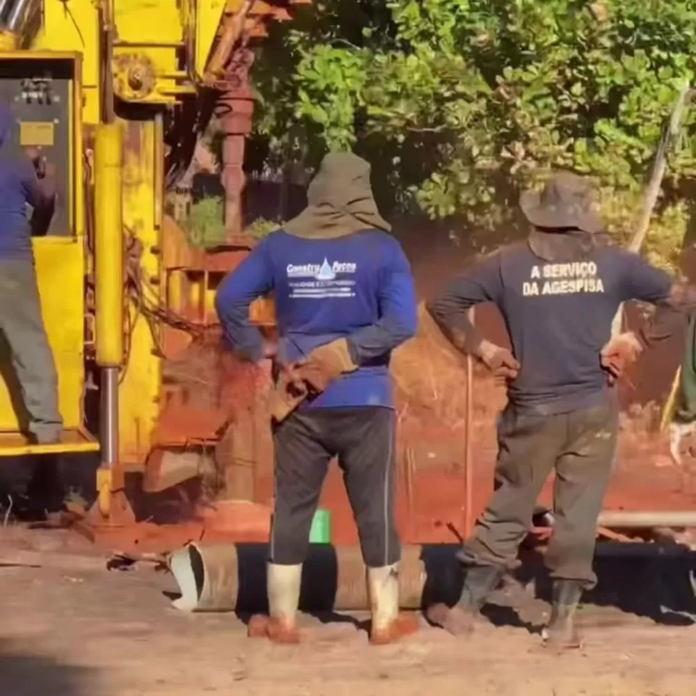 Prefeitura de José de Freitas se reúne com Agespisa para tratar do abastecimento de água na cidade