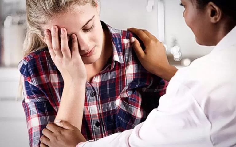 Juventudes brasileiras: Estudo revela impactos da internet e redes sociais na vida dos jovens