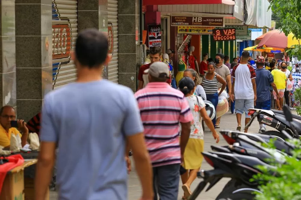 Dia dos comerciários e do servidor público: Teresina terá transporte reduzido e comércio fechado na segunda-feira (28)