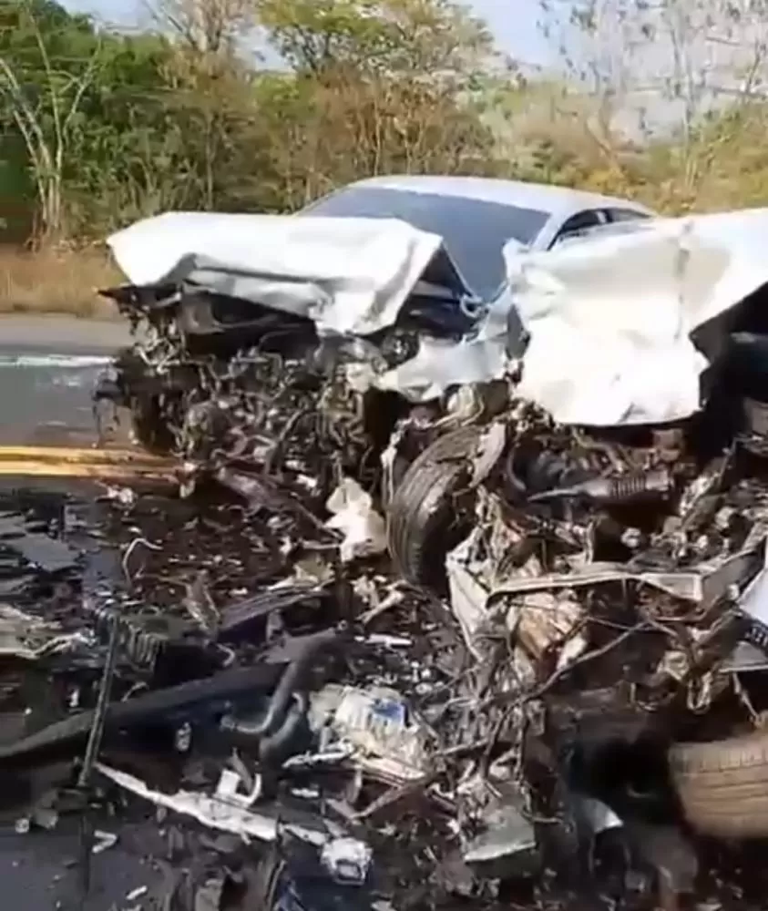 Cinco pessoas ficam gravemente feridas, em acidente entre Teresina e a cidade de Altos 