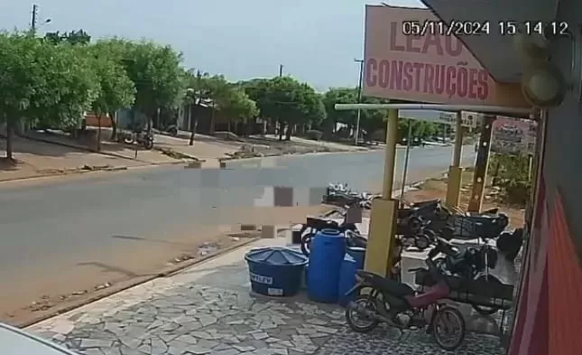 Motociclistas ficam feridos em colisão na Avenida Central em Coroatá, no Maranhão