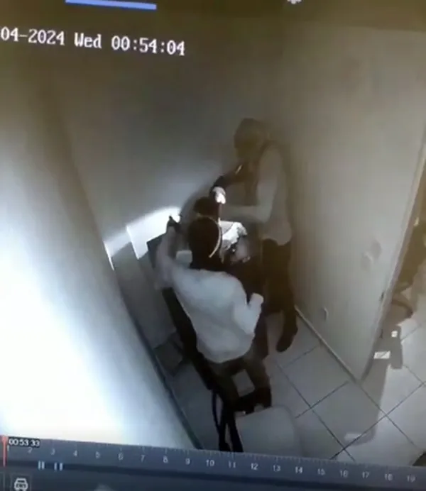 Arrombamento em agência da Caixa em Coroatá: polícia procura suspeitos