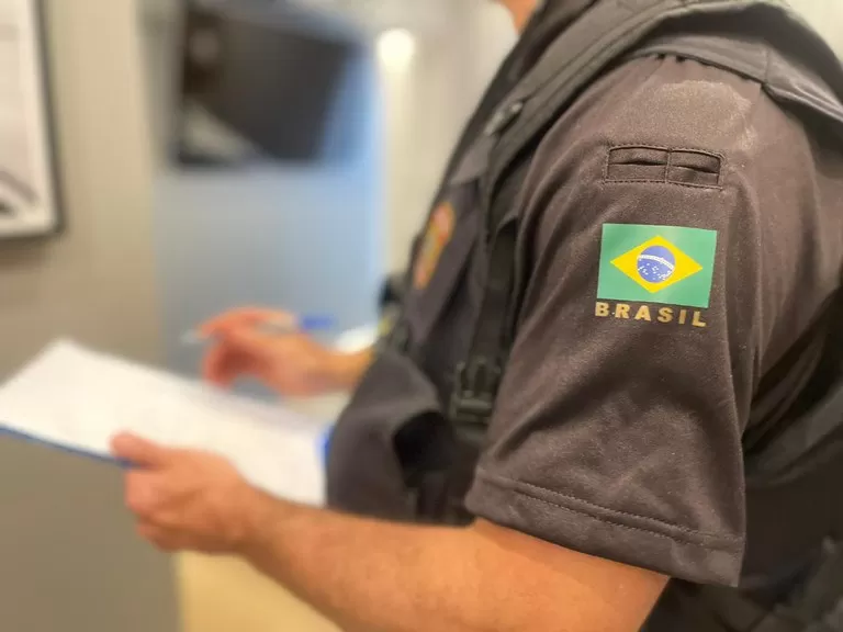 Operação Carcará: PF cumpre mandados de busca e apreensão contra o abuso sexual infantojuvenil no Piauí