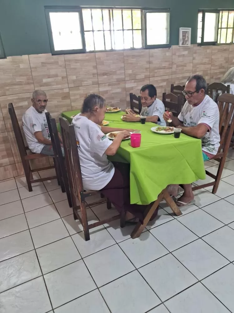 Responsabilidade Social; Abrigo São Lucas promove almoço para idosos em parceria com Grupo Franly