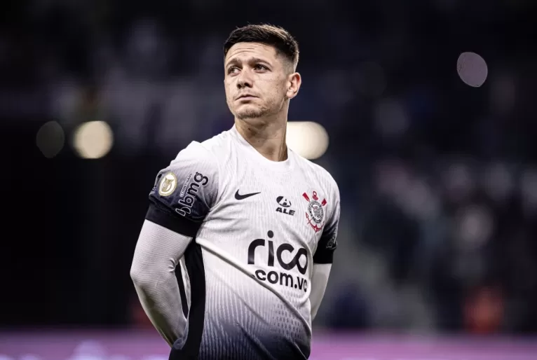 Rodrigo Garro volta para o Brasil após envolvimento em um acidente de trânsito na Argentina