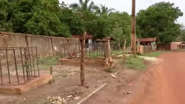 Moradores enterram falecidos nas ruas por falta de espaço no cemitério de Matões, no MA
