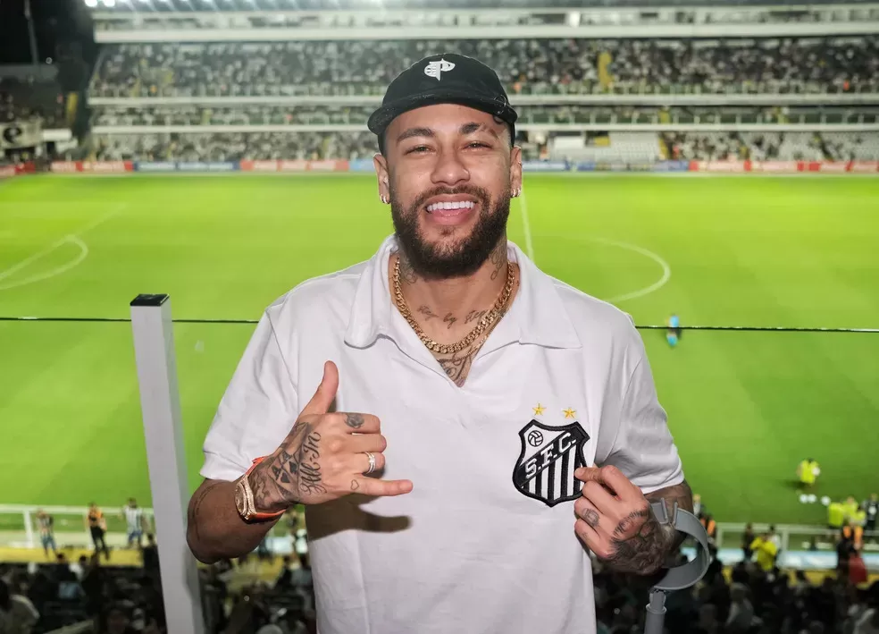 Neymar rescinde contrato com o Al-Hilal e Santos tem caminho livre para repatriá-lo