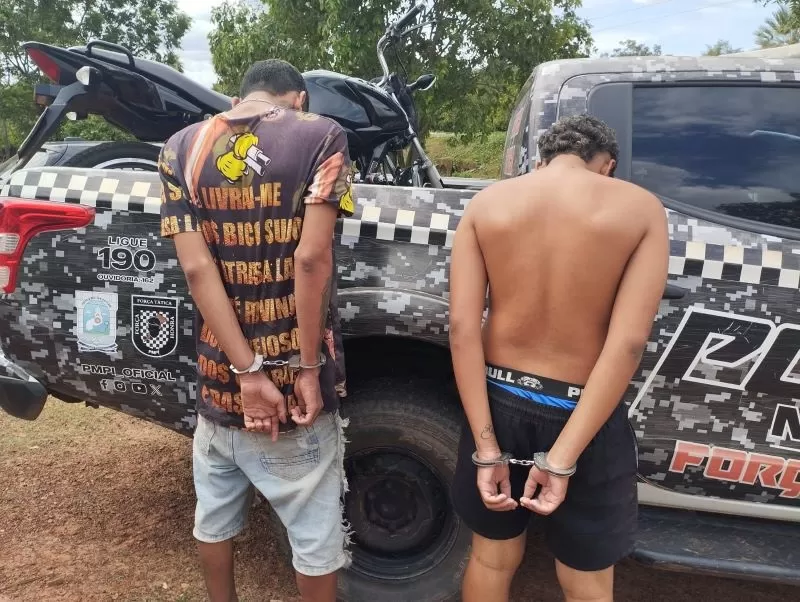 Polícia prende dupla suspeita de arrastões em comércios no Norte do Piauí
