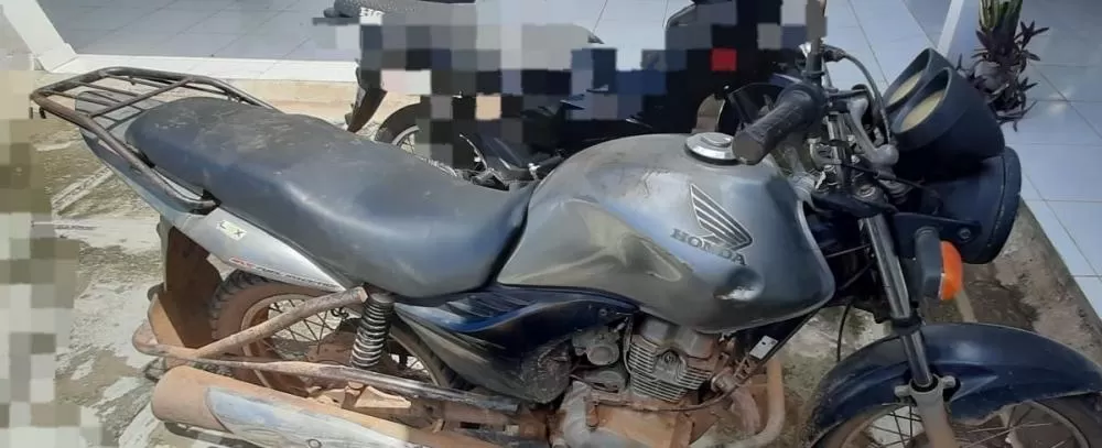 Moto roubada há sete anos é recuperada pela PM em São João do Arraial
