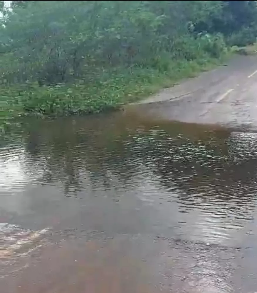 Moradores pedem providências da Prefeitura Cocal de Telha para resolver problema de acúmulo de Água no centro da cidade