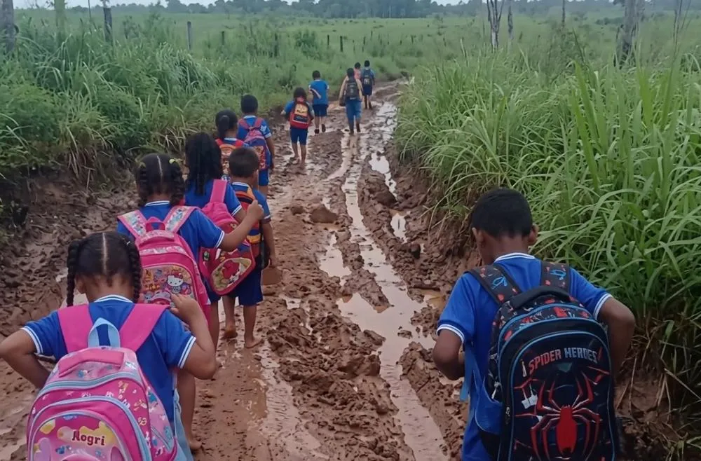 O difícil trajeto dos alunos na Zona Rural do Maranhão