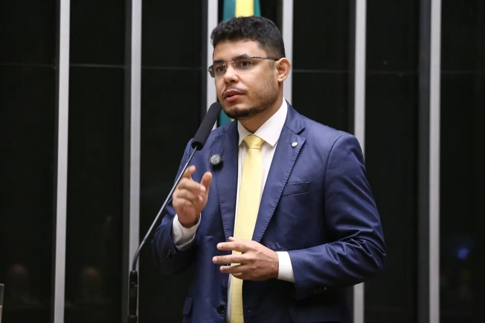 Polícia civil solicita busca, apreensão e medidas protetivas contra deputado no Maranhão