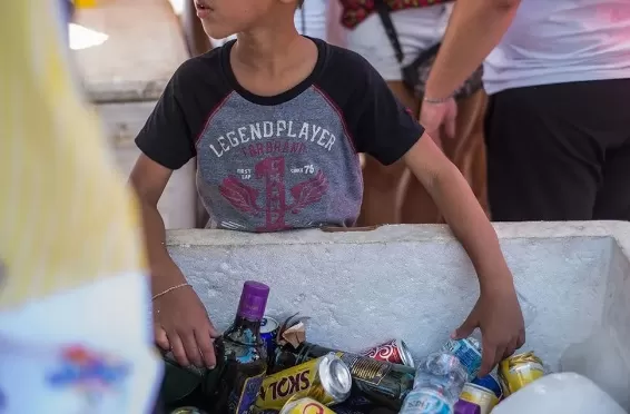 Câmara aprova projeto que aumenta a pena para quem dá ou vende bebida a menores de idade