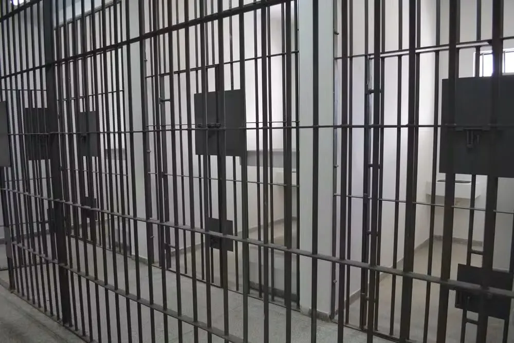 Agente de saúde preso por suspeita de importunação sexual
