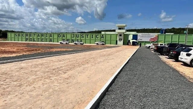 Justiça determina redução gradual da população carcerária em penitenciária de Buriti dos Lopes