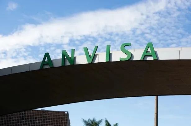 Anvisa proíbe pacote de cosméticos e 1 produto de limpeza; saiba quais