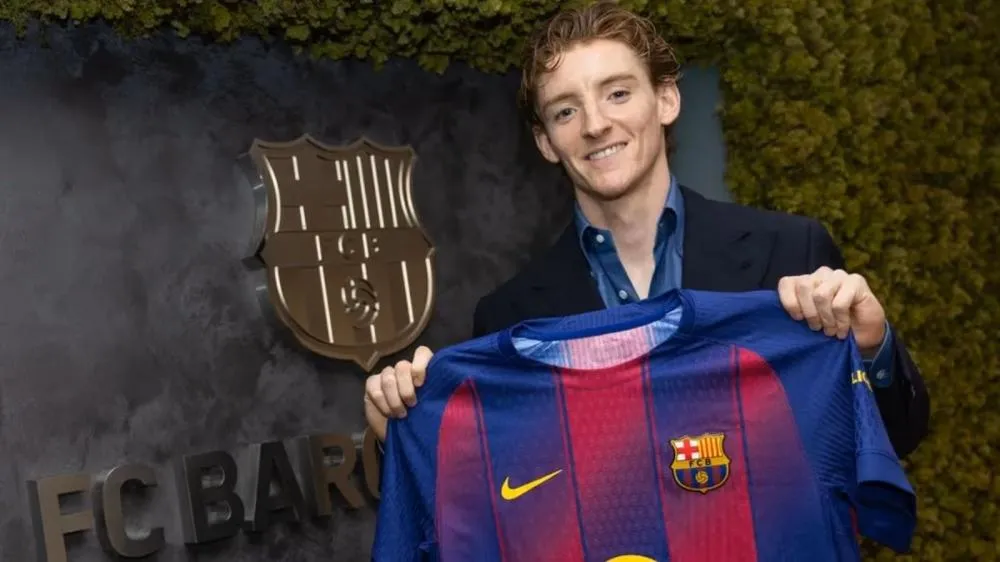 Barcelona anuncia contratação milionária no ataque