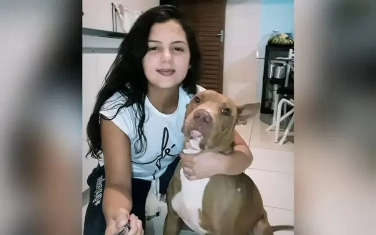 Mulher morre após ser atacada por próprio Pit bull dentro de casa em Goiás