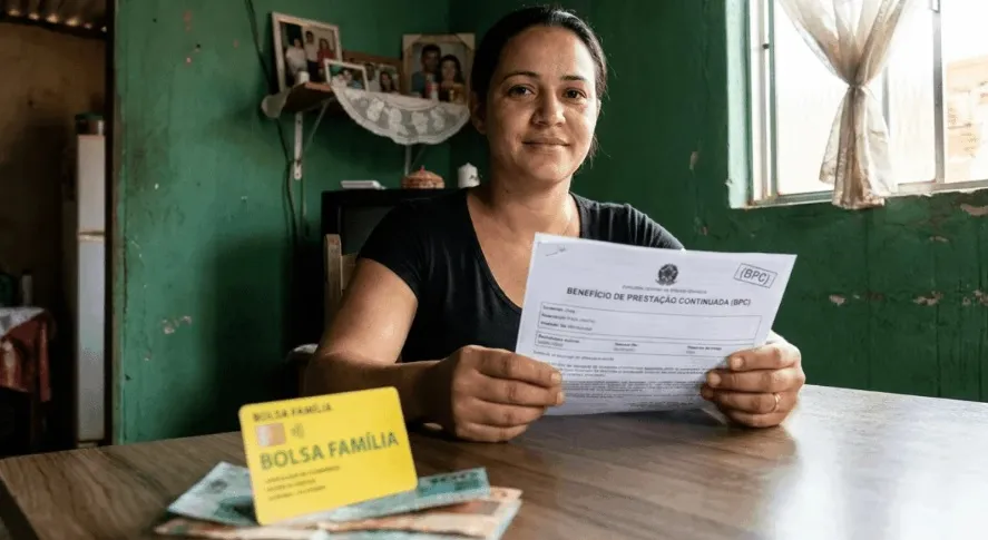 Governo assegura que beneficiários continuam recebendo o Bolsa Família durante a solicitação do BPC