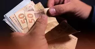 Pagamento do 13º salário antecipado do INSS começa nesta semana; veja calendário