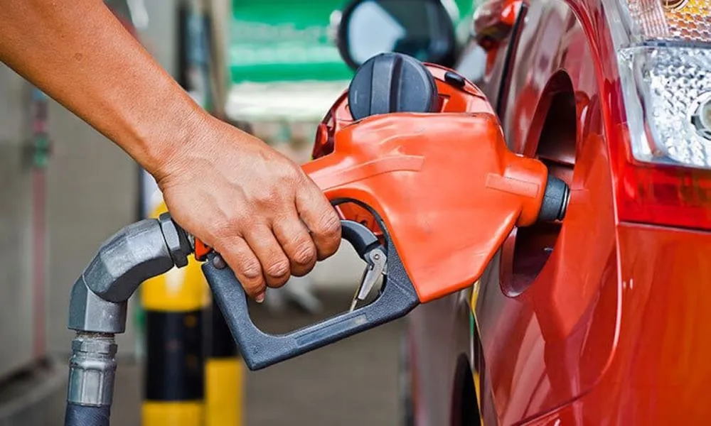 Governo Federal propõe aumentar mistura de etanol na gasolina para 32%