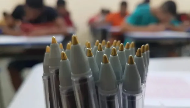 Inscrições para certificadores do Enem estão abertas; vagas pagam até R$ 864 por dia