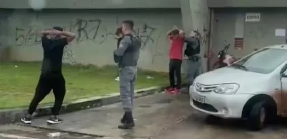  Quatro homens são presos com ingressos falsos para jogo entre Botafogo-PB e Flamengo em São Luís