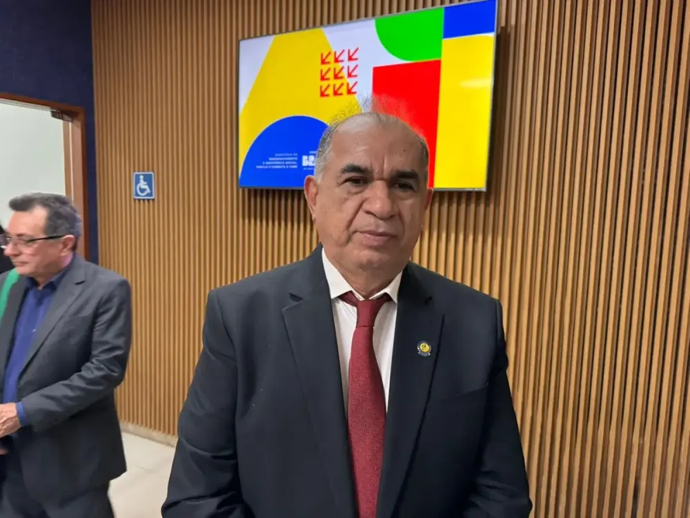 Pau d’Arco do Piauí: Prefeito anuncia liberação de R$ 1 milhão para retomar obra parada há 10 anos
