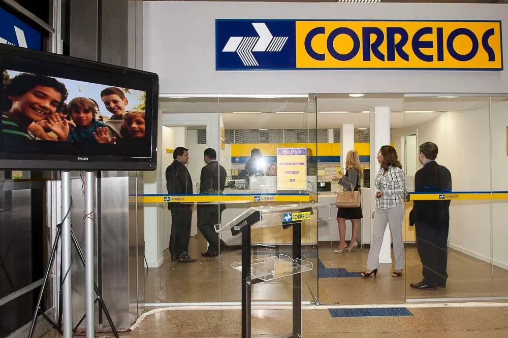 Correios atenderá aposentados do INSS com descontos não autorizados