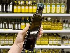 Governo proíbe venda de mais duas marcas de azeite; veja quais