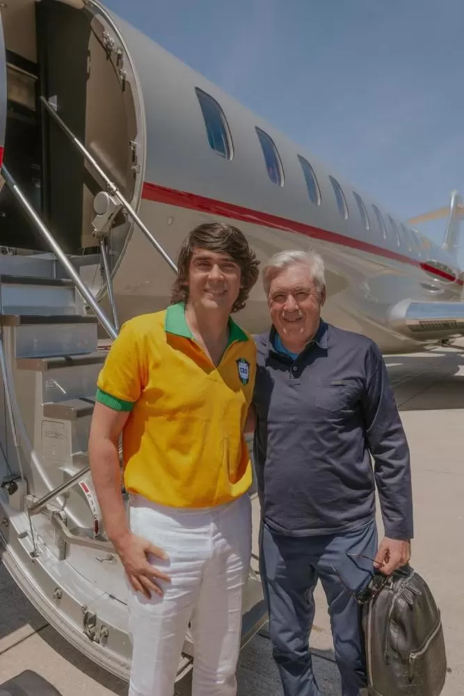 Carlo Ancelotti desembarca no Brasil e se prepara para sua apresentação na sede da CBF no RJ