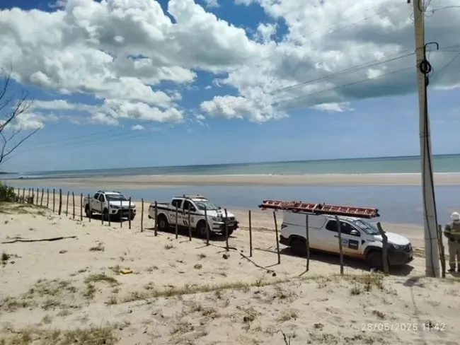 Casas de luxo na Praia do Arrombado são flagradas com “gato” de energia