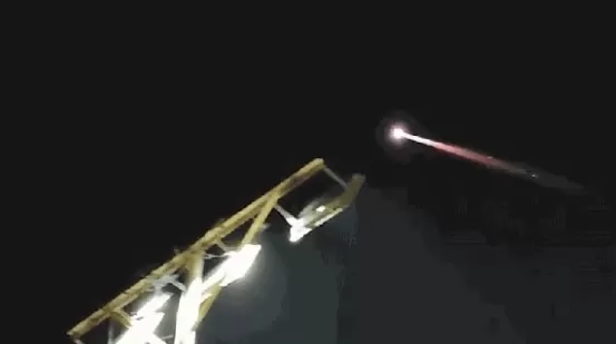 Objeto luminoso é visto no céu noturno e atrai atenção em cidades no MA