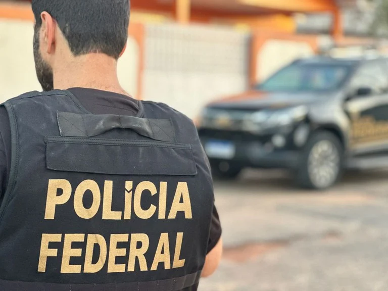 Operação da PF combate pornografia infantil no Norte do Piauí e prende suspeito com drogas