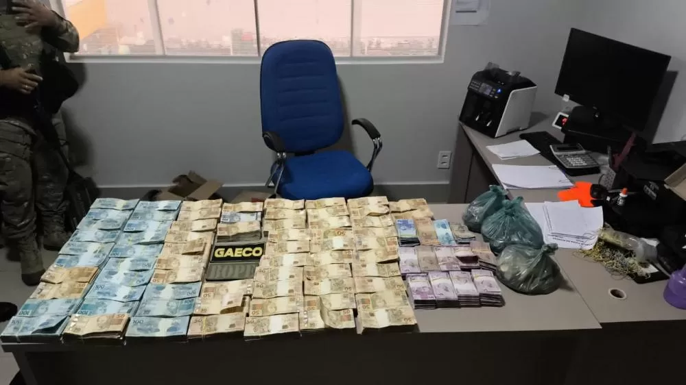 Operação apreende quase R$ 1 milhão em supermercado do Piauí ligado a esquema de corrupção